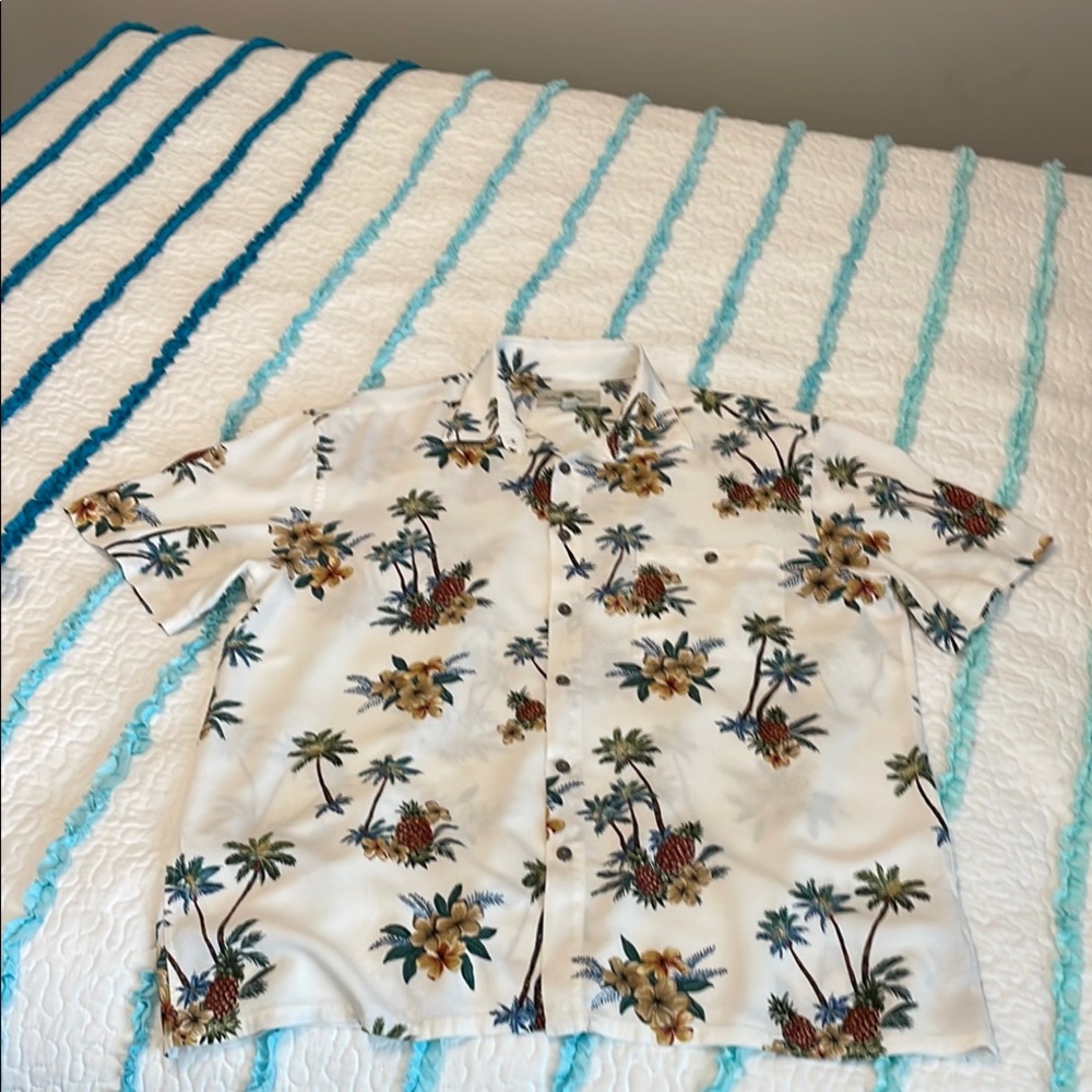 Cream and Green Casual Button Down Shirt with Nature-Inspired Design